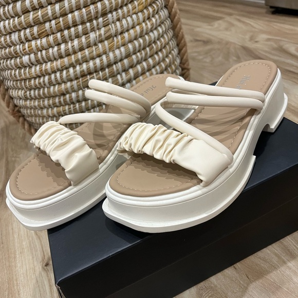 Womens Sandals, Cute Sandals, Chunky Sandals, White Sandals - Picture 2 of 4